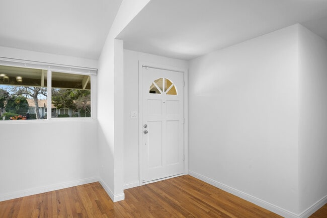 Photo - 7948 De Soto Ave