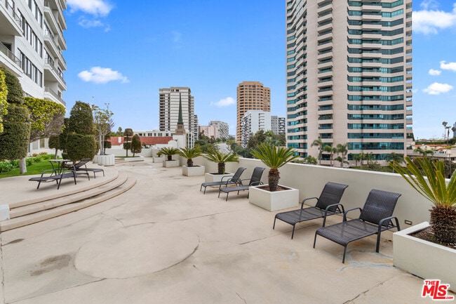 Photo - 10501 Wilshire Blvd Unit 1605