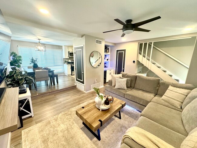 Photo - 1151 W Badillo St Unit C