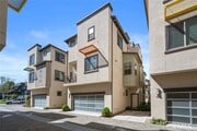 Photo - 1807 Coastal Way House
