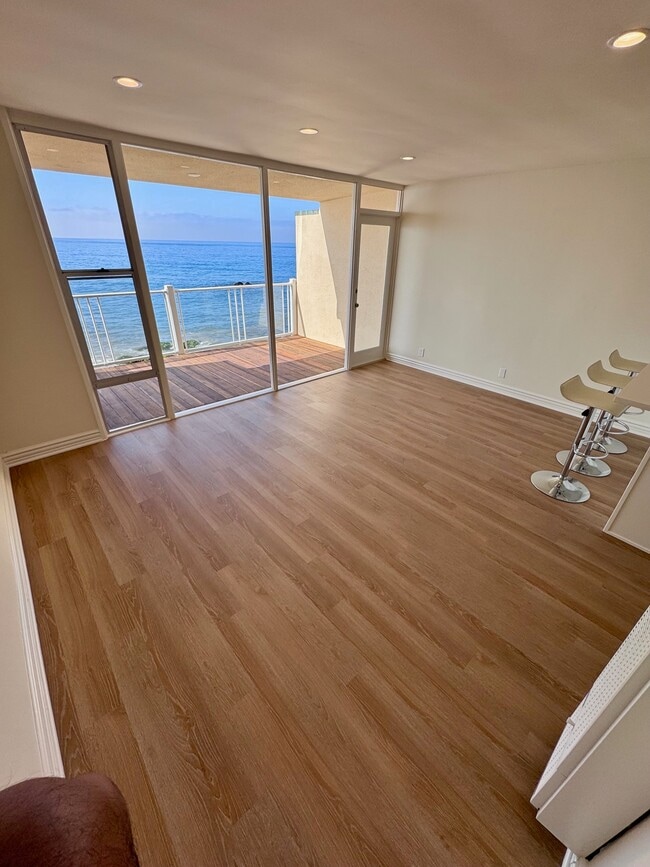 LIVING ROOM - 20656 Pacific Coast Hwy