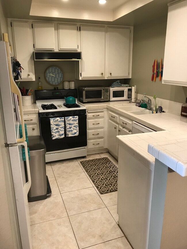 Photo - 19112 Oceanport Ln Unit 3