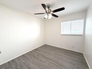 Photo - 1254 Sumner Ave Unit B