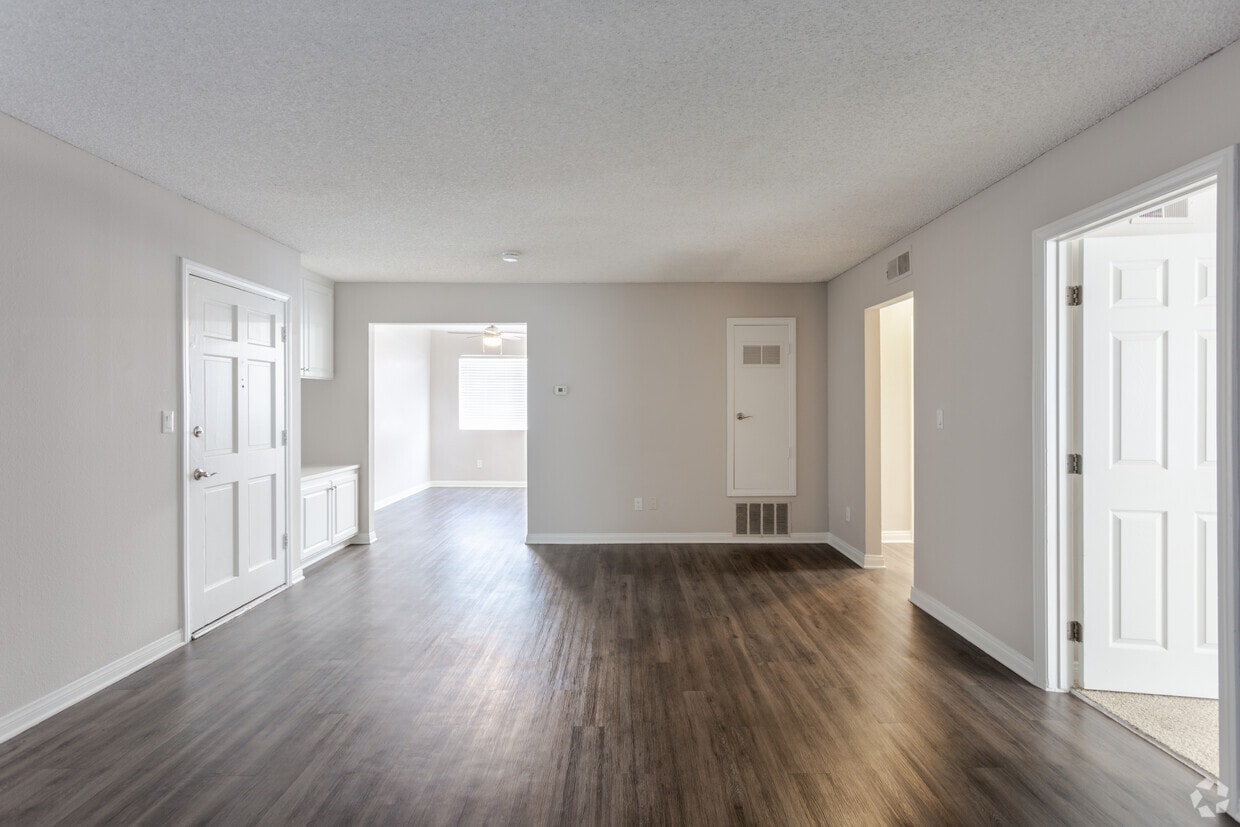 3D Tour - 143 Pacific Pointe South Apartments