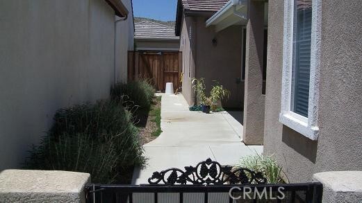 Photo - 255 Firestone Ln