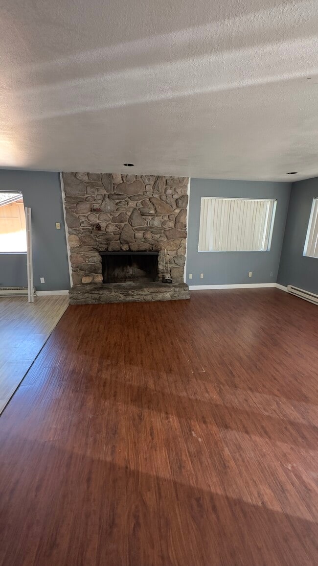 Photo - 23400 CA-243