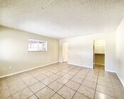 Photo - 45828 Marshall St