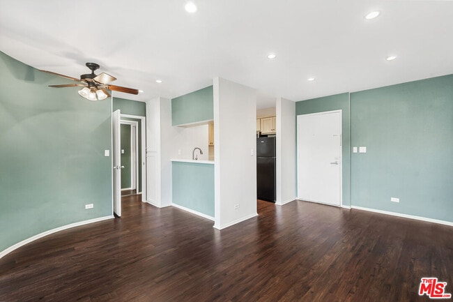 Photo - 1440 Veteran Ave Unit 507