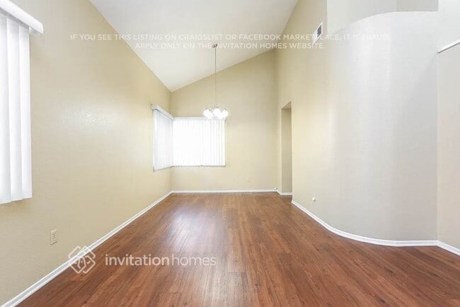 Photo - 10349 Beryl Ave