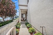 Photo - 3 bedroom in Gated Victoria Community! House