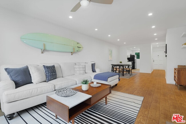 Photo - 6476 Cavalleri Rd