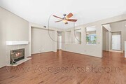 Photo - 1358 Baldwin St