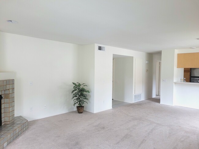 Photo - 4859 Bella Pacific Row Unit 230