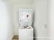 Photo - 1411 Mohawk St Unit D