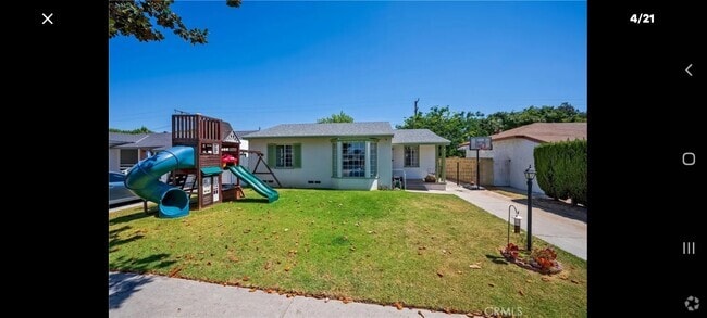 Building Photo - 11209 Coolhurst Dr Unit Private Back Studio Rental