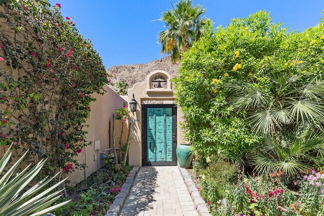 Photo - 76900 Avenida Fernando