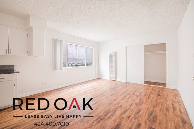 Building Photo - 840 S Carondelet St Unit 4