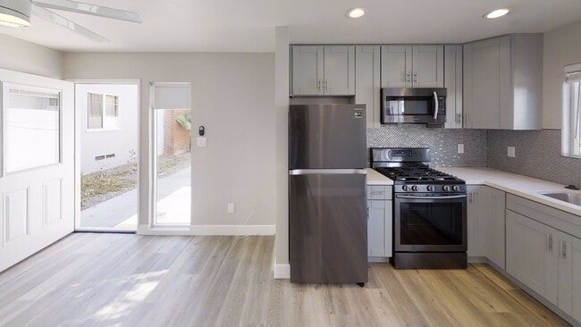 Photo - 3BD/1BA on Montezuma!