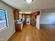 Photo - 1425 Bank St Unit D