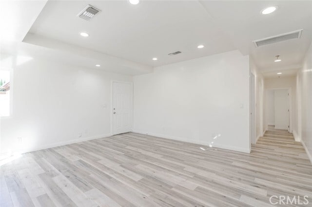 Photo - 11246 Saticoy St