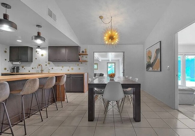 Photo - Stylish Palm Springs Home with Indoor-Outdoor Living