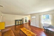 Photo - 436 N Cordova St