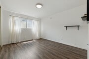 Photo - 5400 Lindley Ave Condo