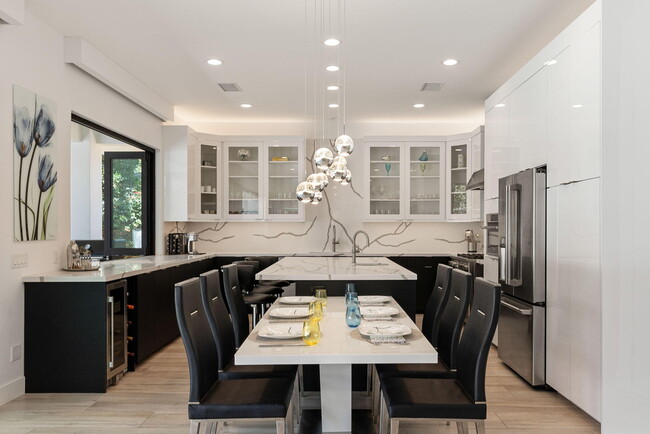 Photo - 48165 Alder Ln