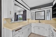 Photo - 614 N Glendora Ave