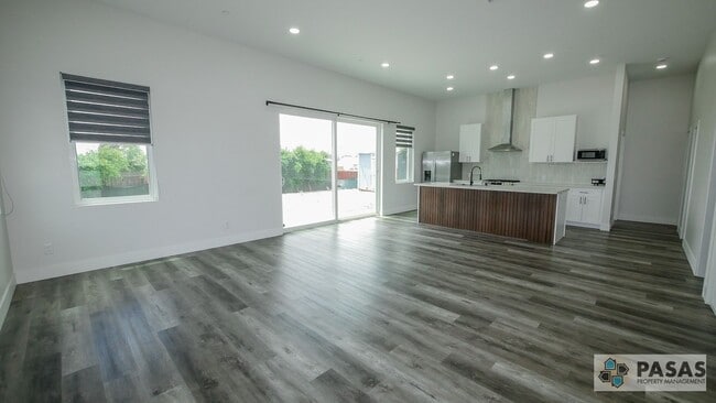 Photo - Newly Built Solar-Powered Home!