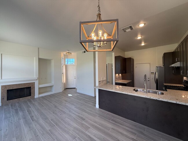 Photo - Amazing 3B/2.5BA House in Mira Mesa for Rent!