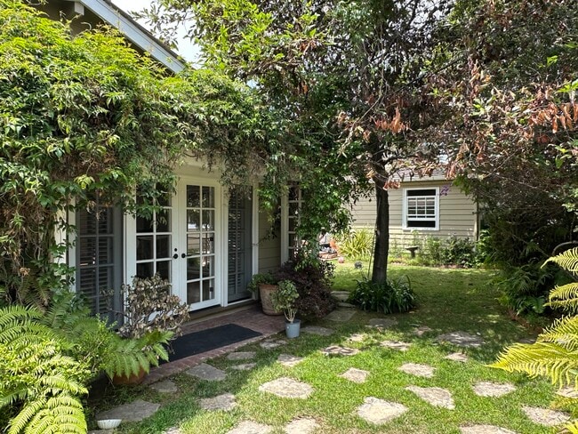 Photo - 1127 Virginia Way House