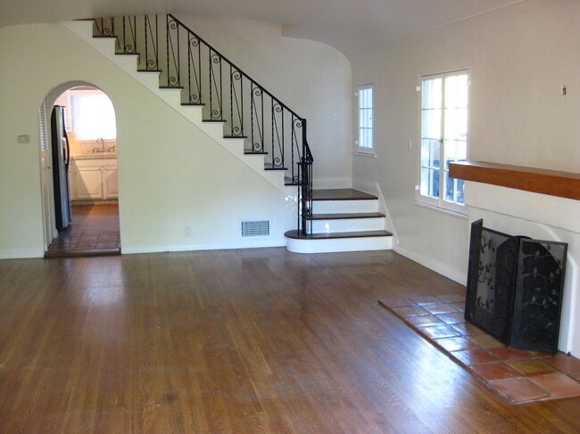 Photo - 1132 Cory Ave Unit 1132 Cory Ave