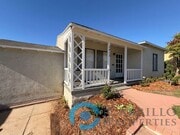 Photo - 2412 Chicago St