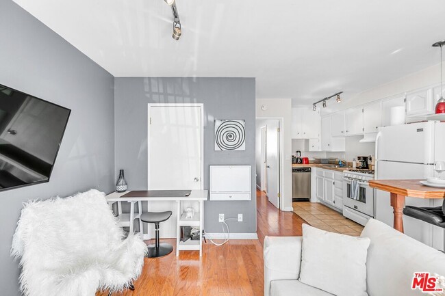 Photo - 313 Mildred Ave Unit 11