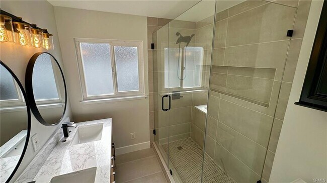 Photo - 23012 Gilmore St