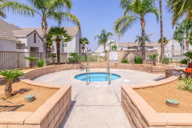 Photo - Palm Court Apartment Homes
