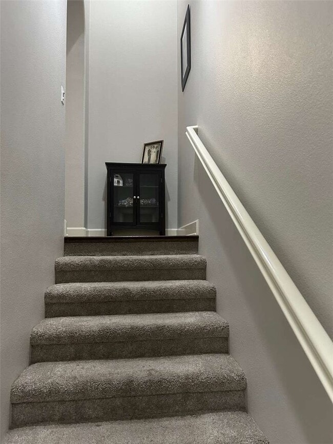 Photo - 4457 Owens St