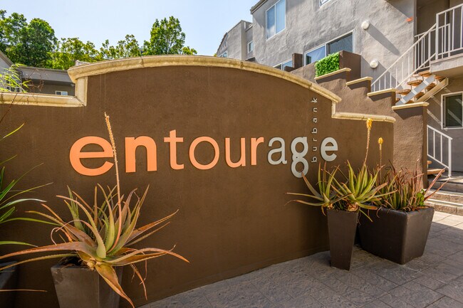 Photo - 355 N Maple St Unit 116