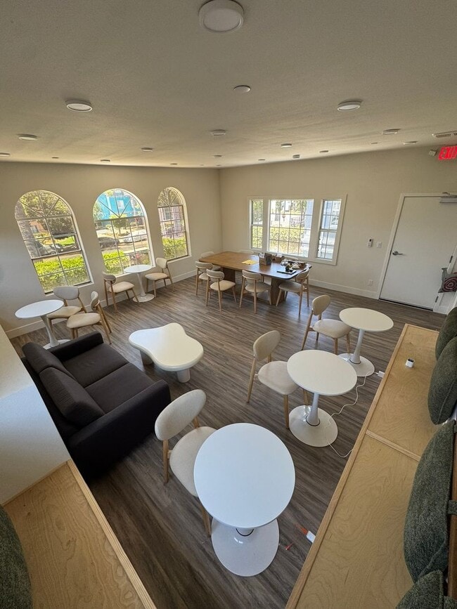 Photo - 1310 S Gramercy Pl