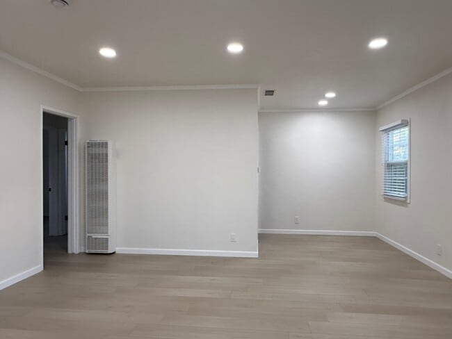 Photo - 6522 W 86th Pl