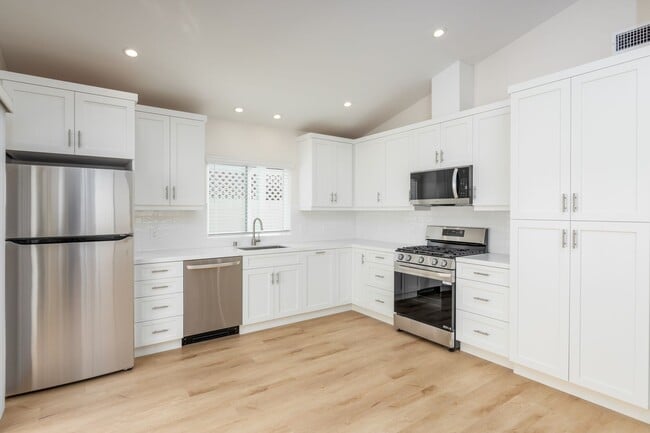 Building Photo - New Build 2Bed/ 2 Bath!