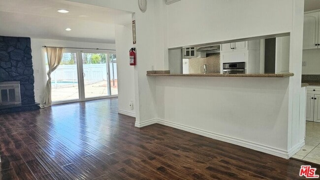 Photo - 20811 Tiara St