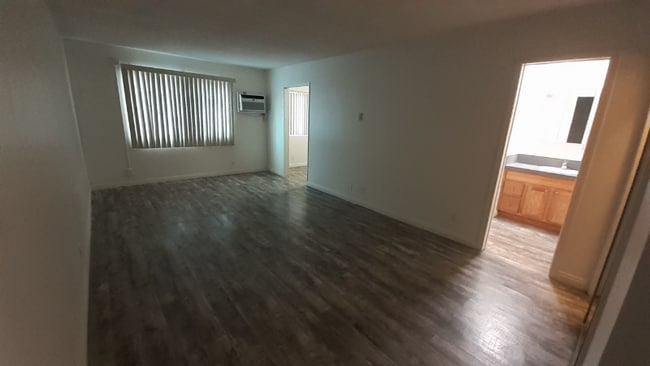 Photo - 5929 Laurel Canyon Blvd Unit 14