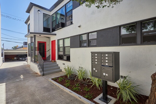 Exterior - Nora on Norton