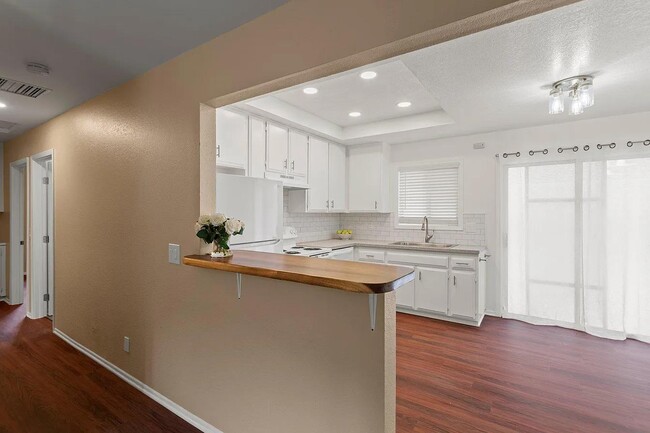 Photo - 39220 San Francisquito Canyon Rd