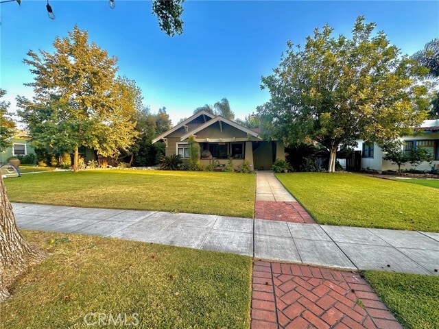 Photo - 320 Garfield Ave