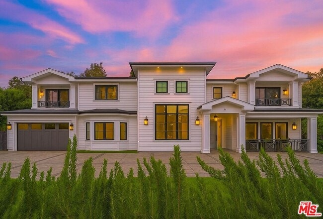 Photo - 126 N Canyon View Dr House