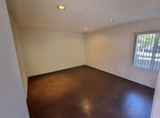 Photo - 2 Bed, 2 Bath Upper Unit in La Jola