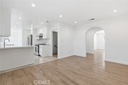 Photo - 2510 Paloma St